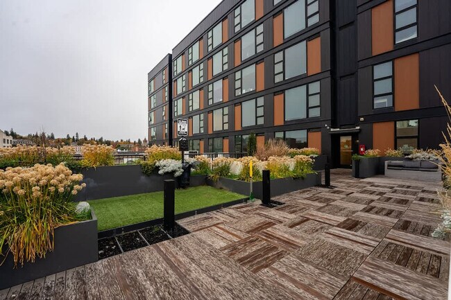 Building Photo - 1229 W 1st Ave