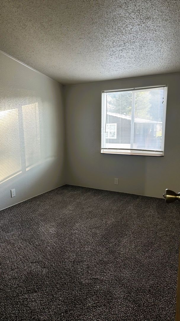 Building Photo - 3 Bedroom Manufactured Home in 55+Older