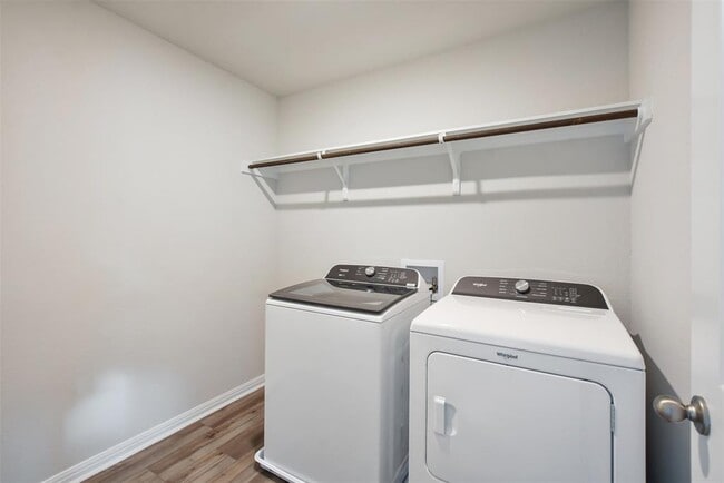 Building Photo - 304 Delaware Mountains Ter