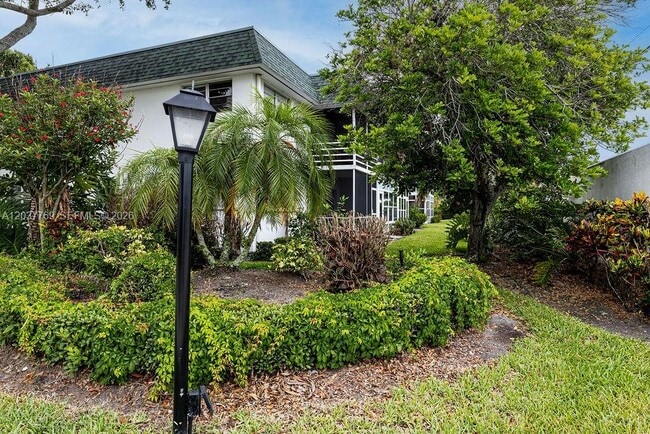 Building Photo - 2800 Indian River Blvd