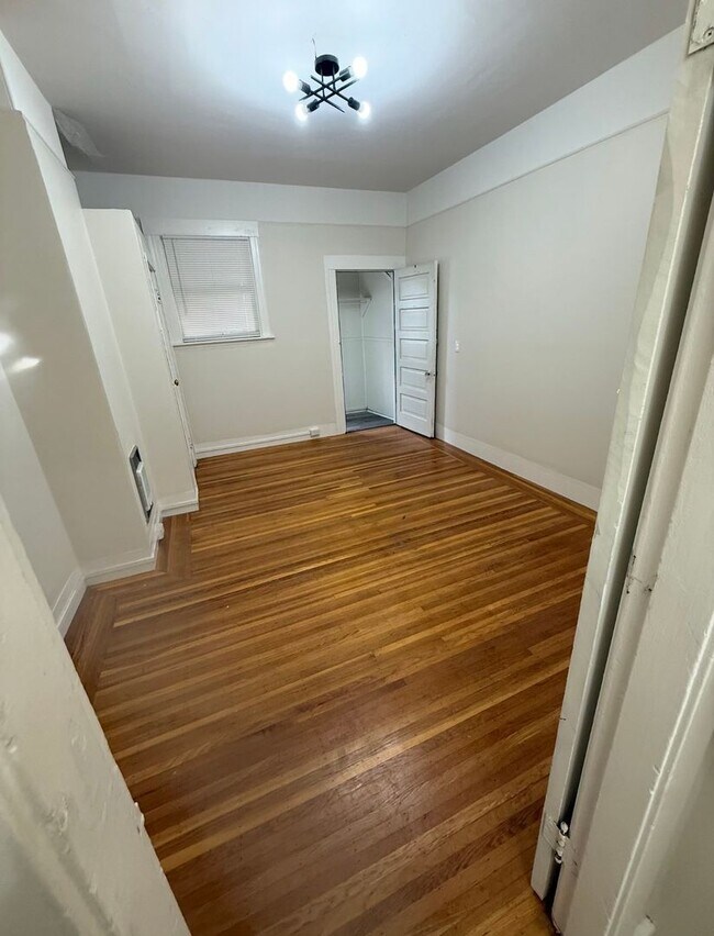 Building Photo - M33