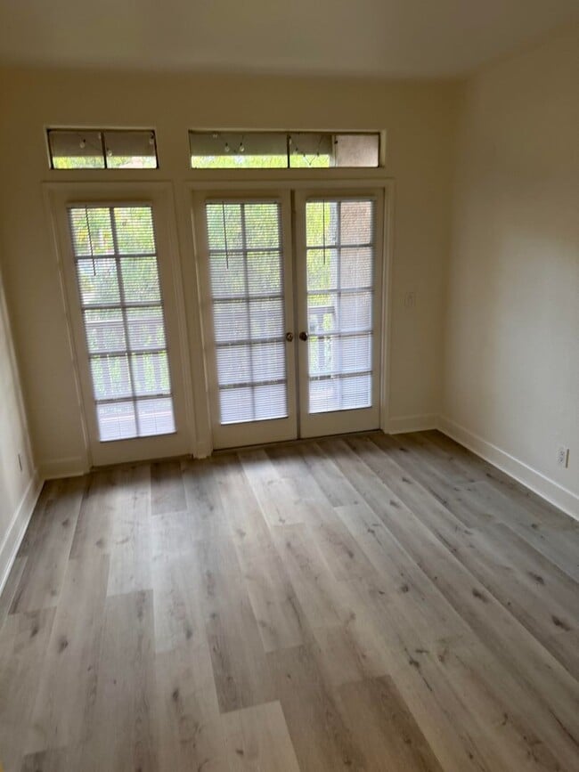 Building Photo - Beautiful Lomos Del Oro 2 Bedroom 2 Bath C...