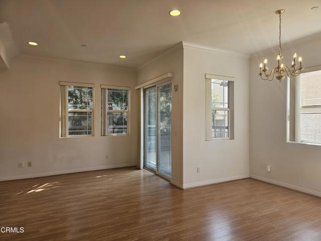 Building Photo - 2930 Fairway Ave