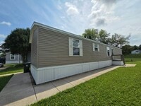 Building Photo - 19 Fairlane Ct
