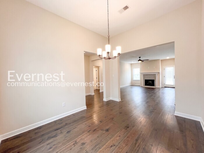 Building Photo - 4876 Reunion Dr