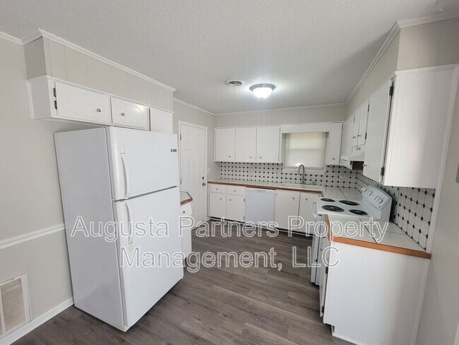 Building Photo - 119 Sunnywood Dr