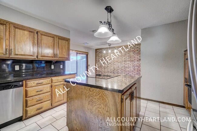 Building Photo - 10408 Casa Linda