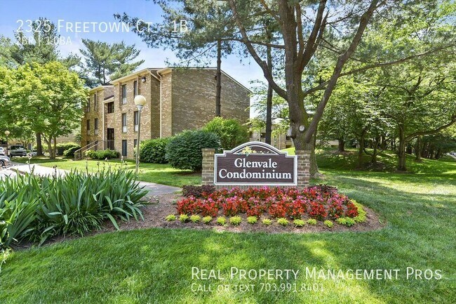 Building Photo - 2325 Freetown Ct