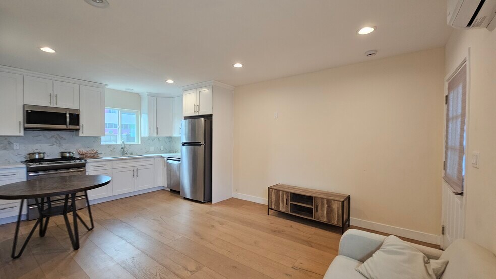 Building Photo - 16963 San Jose St