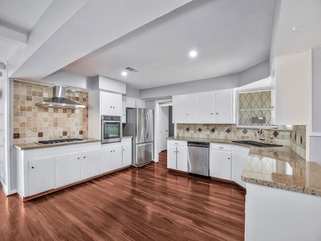 Building Photo - 1738 Conrad Sauer Dr