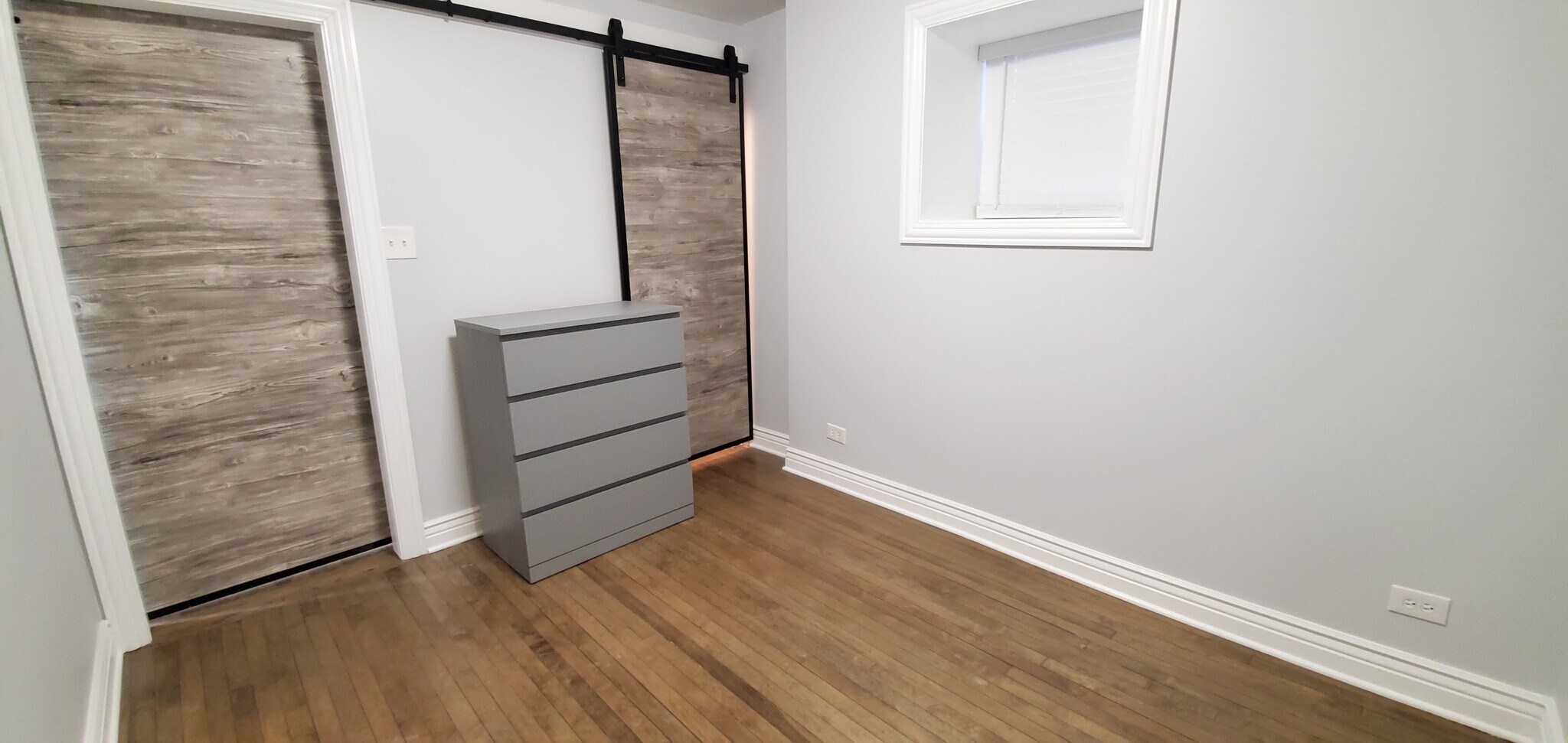Barn Doors in Bedroom (9x11) - 1649 N Sawyer Ave