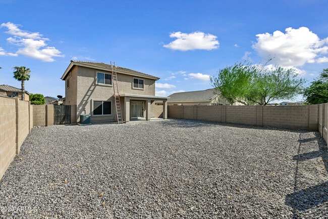 Building Photo - 22652 W Adams Dr