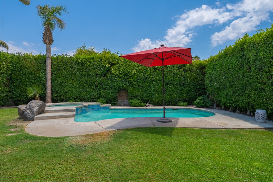 Building Photo - 30106 Avenida Alvera