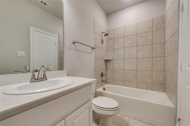 Building Photo - 1427 Warringwood Dr