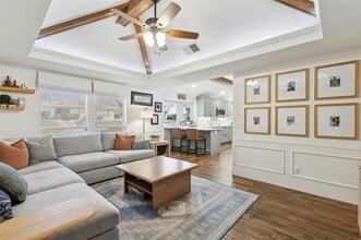 Building Photo - 4501 Hartford Dr