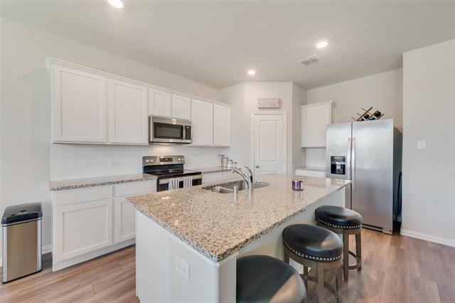 Building Photo - 4949 Parrington Dr