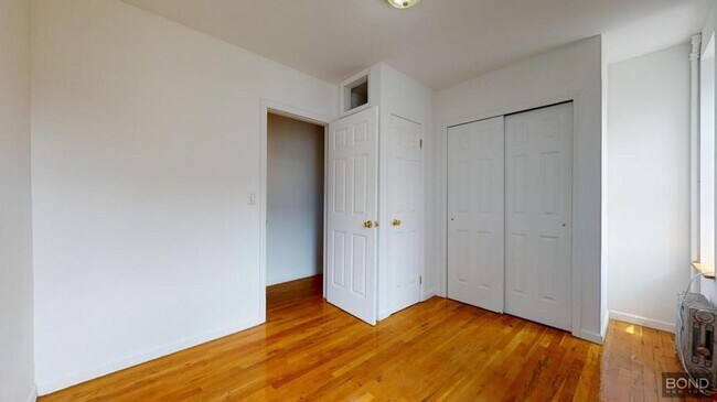 Building Photo - 3 bedroom in Manhattan NY 10003
