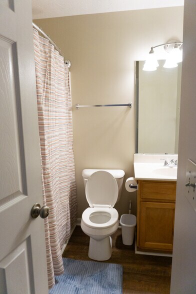 Building Photo - 485 Colby Ct