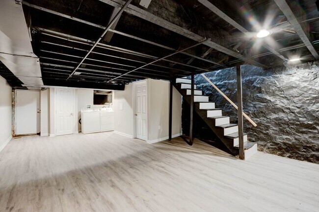Building Photo - 4610 Pimlico Rd