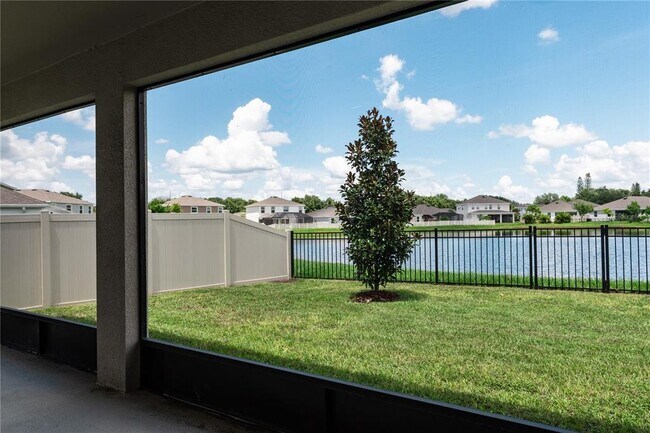 Building Photo - 16619 Mooner Plank Cir