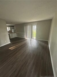 Building Photo - 919 Applewood Ln