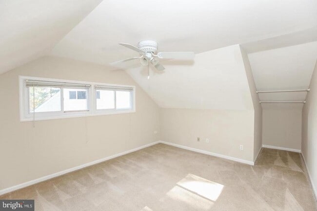 Building Photo - 839 Bowie Rd