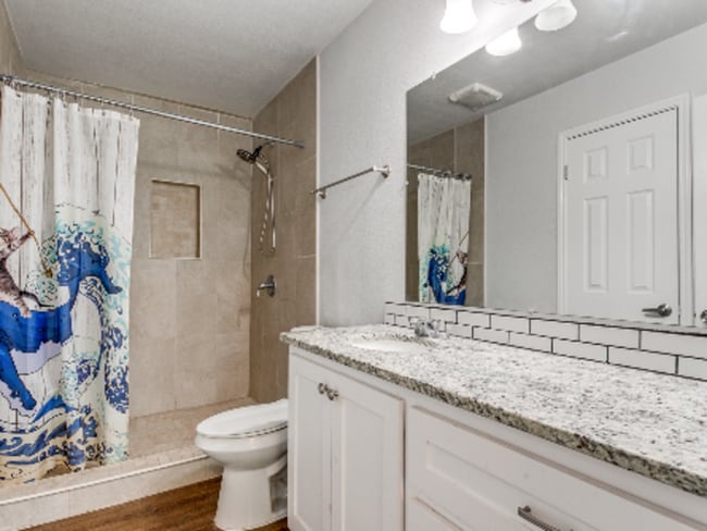 Building Photo - 5978 Sunrise Bend Dr