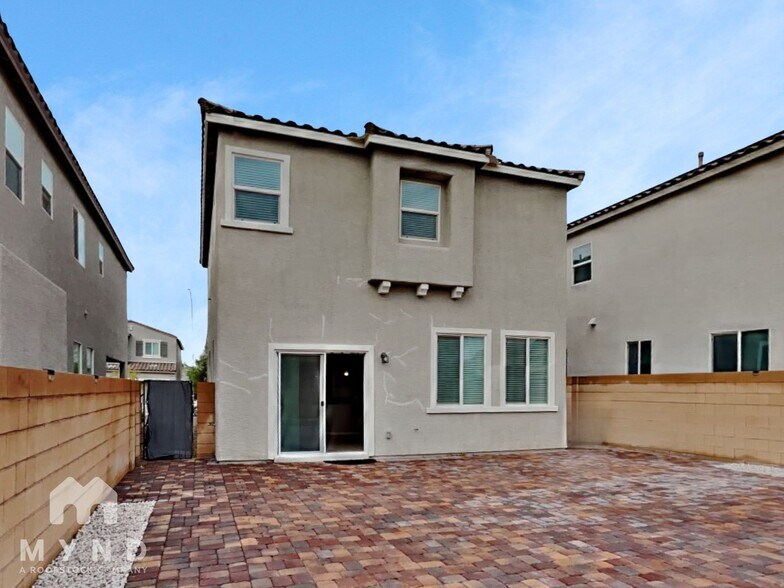 Building Photo - 6646 Evander St