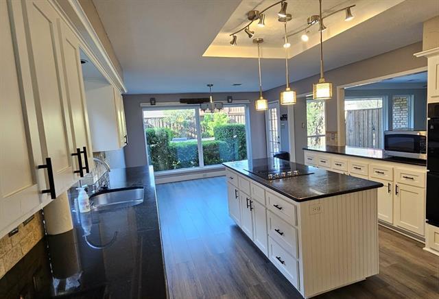 Building Photo - 1813 Weanne Dr