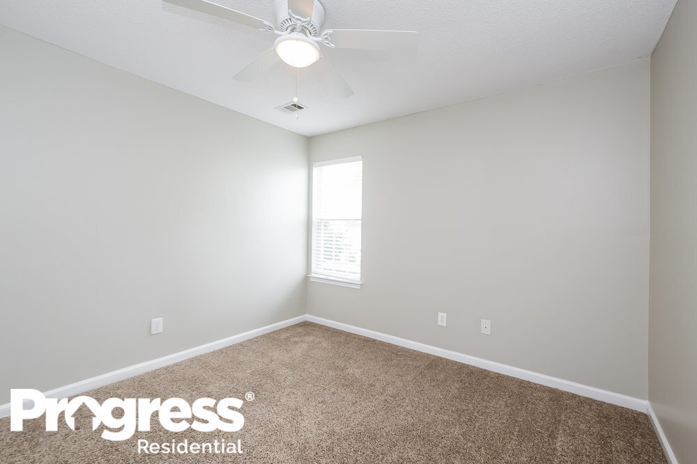 Building Photo - 311 Bainbridge Cir