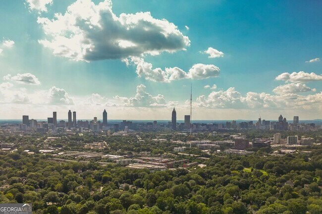 Building Photo - 242 Haralson Ave NE