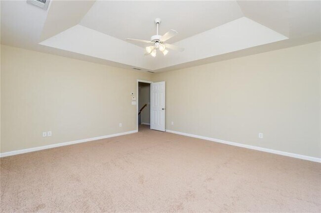 Building Photo - 4987 Rustic Canyon Dr