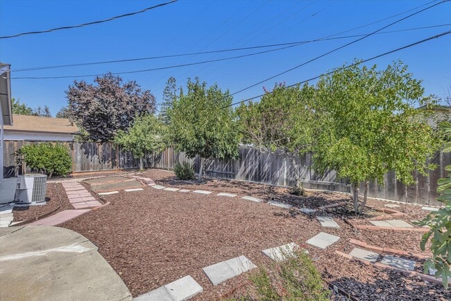 Building Photo - Great Home w/ Top Rated Schools in San Jose