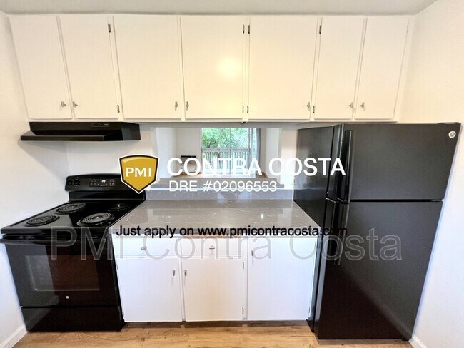 Building Photo - 1060 Oak Grove Rd