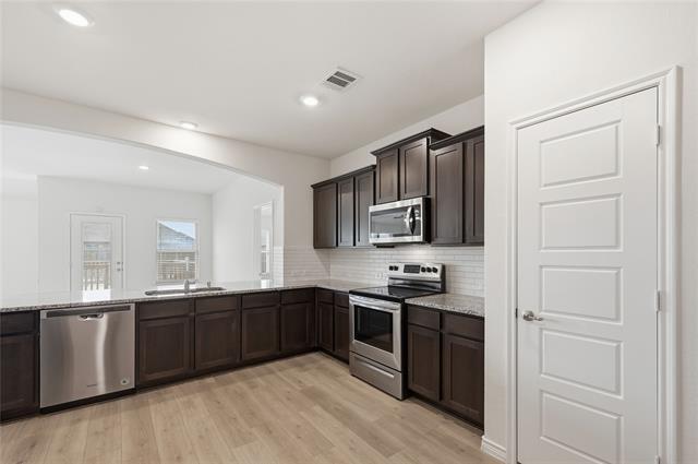 Building Photo - 121 Newsom Dr