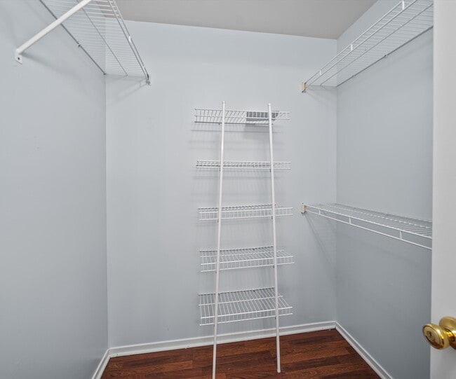 Building Photo - 1696 Reserve Ct