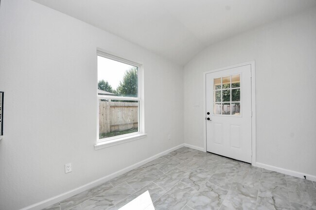 Building Photo - 51 Rd 5214
