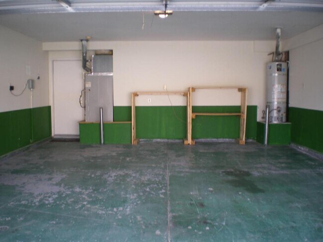 Building Photo - 1260 Ave Rosa Mundi
