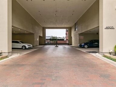 Building Photo - 4605 Cedar Springs Rd