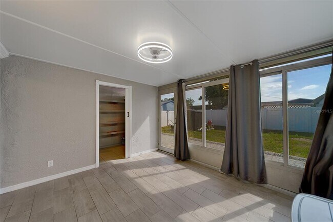 Building Photo - 7849 86th Way N