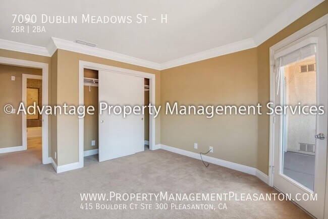 Building Photo - 7090 Dublin Meadows St