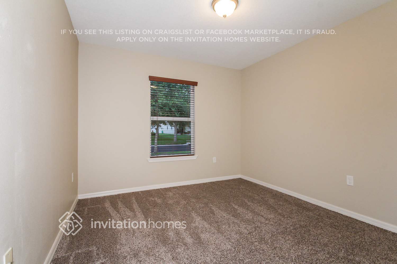Building Photo - 11135 Running Pine Dr