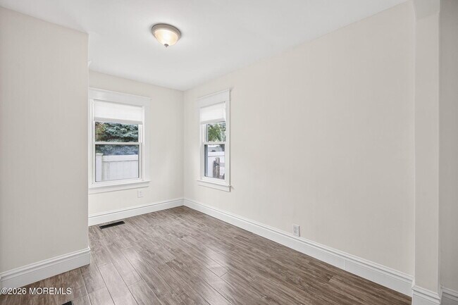 Building Photo - 1429 Marconi Rd