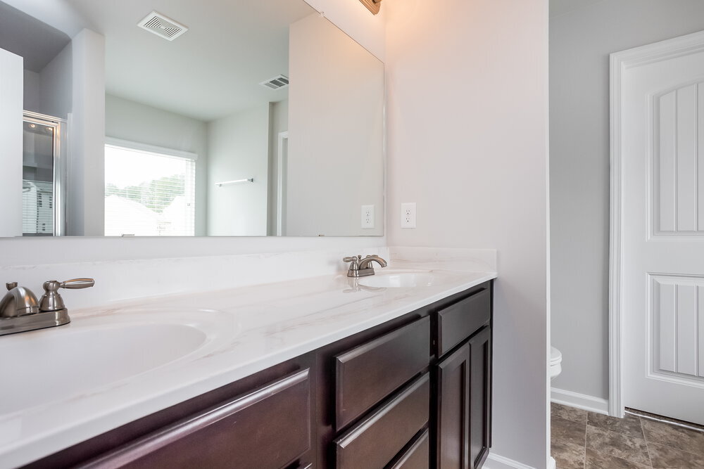 Building Photo - 211 Susie Creek Ln