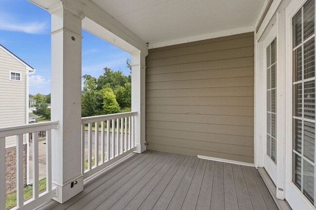 Building Photo - 2661 Avery Park Dr