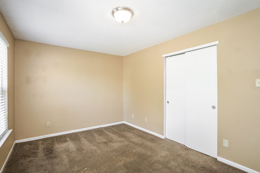 Building Photo - 5768 N Peppereel Way