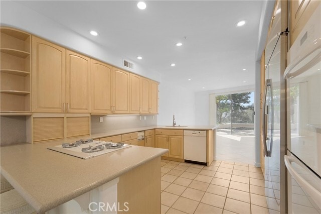 Building Photo - 9 Siena