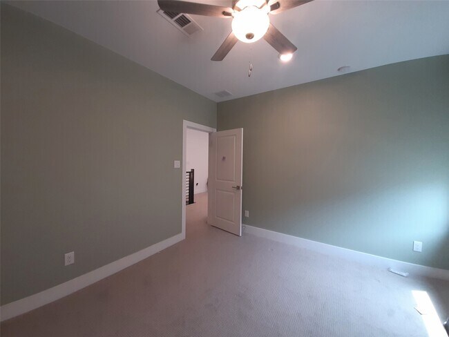Building Photo - 8015 Allston Vlg Trl
