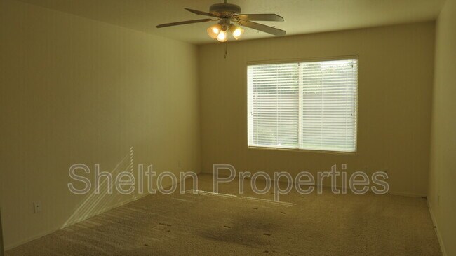 Building Photo - 16409 W Monte Cristo Ave