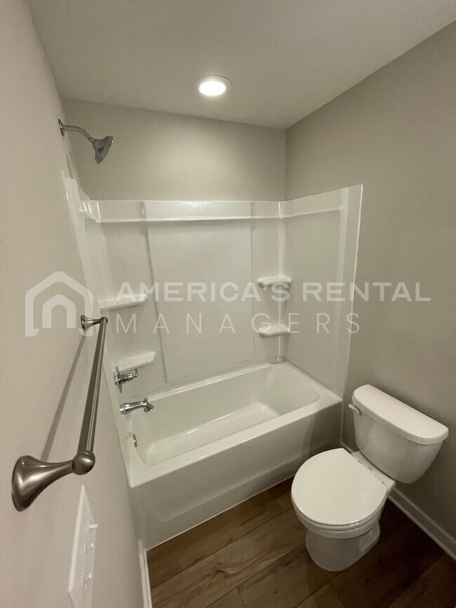 Building Photo - Home for Rent in Cullman, AL!! Available to View with 48 Hours Notice!